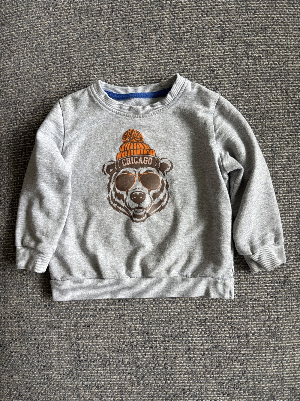 Toddler Gray Sweatshirt with Chicago Bear Good Better Best Graphic | Sz 2T